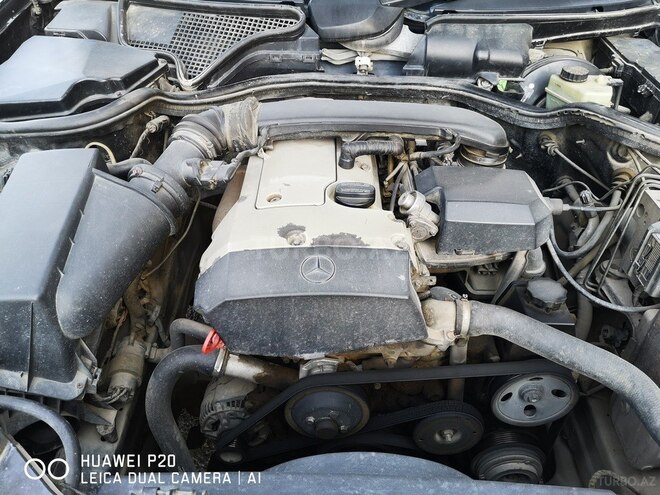 Mercedes E 200 1997, 425,324 km - 2.0 l - Bakı