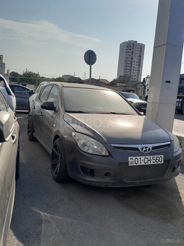 Hyundai i30 2008, 300,000 km - 1.6 l - Bakı