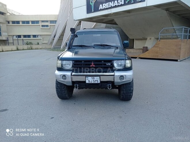 Mitsubishi Pajero 1999, 300,000 km - 2.8 l - Bakı