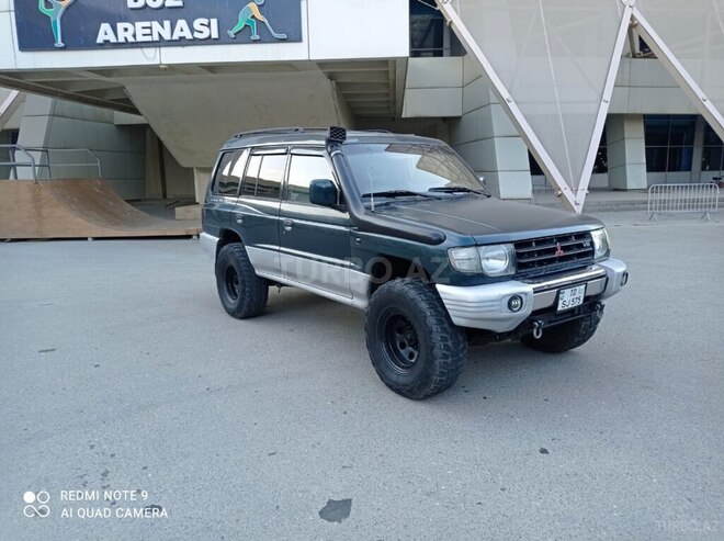 Mitsubishi Pajero 1999, 300,000 km - 2.8 l - Bakı