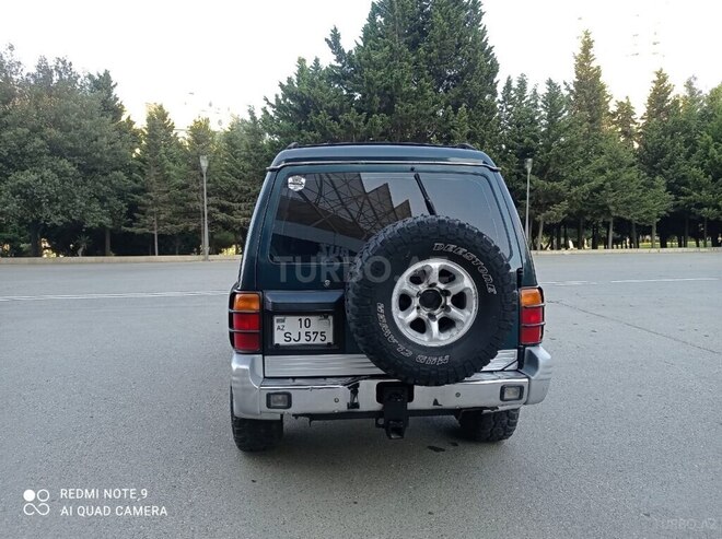 Mitsubishi Pajero 1999, 300,000 km - 2.8 l - Bakı