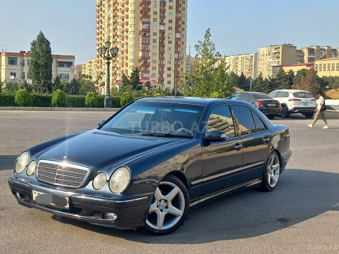 Mercedes E 200 1999, 258,909 km - 2.0 l - Bakı