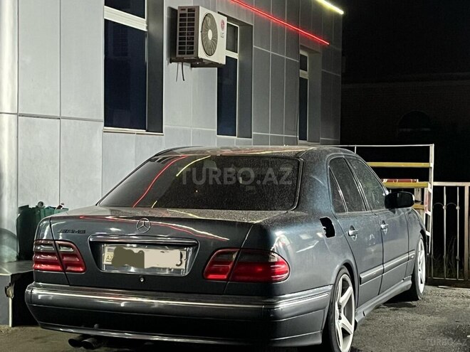 Mercedes E 200 1999, 258,909 km - 2.0 l - Bakı