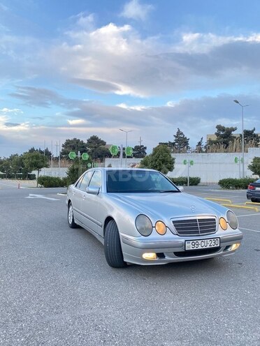 Mercedes E 220 d 2001, 398,000 km - 2.2 l - Bakı