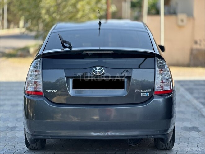 Toyota Prius 2007, 270,000 km - 1.5 l - Salyan