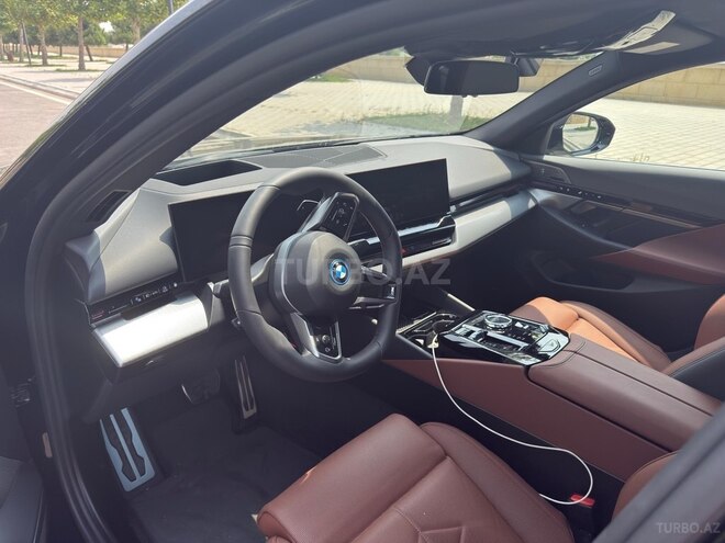 BMW 530e 2024, 15,000 km - 2.0 l - Bakı