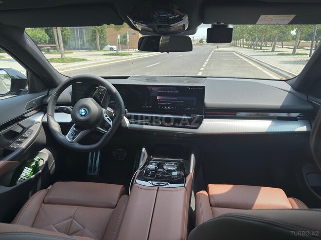 BMW 530e 2024, 15,000 km - 2.0 l - Bakı