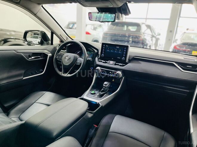 Toyota RAV4 2022, 27,000 km - 2.5 l - Bakı