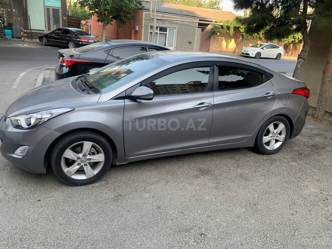 Hyundai Elantra 2011, 218,000 km - 1.8 l - Bakı