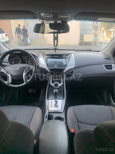 Hyundai Elantra 2011, 218,000 km - 1.8 l - Bakı
