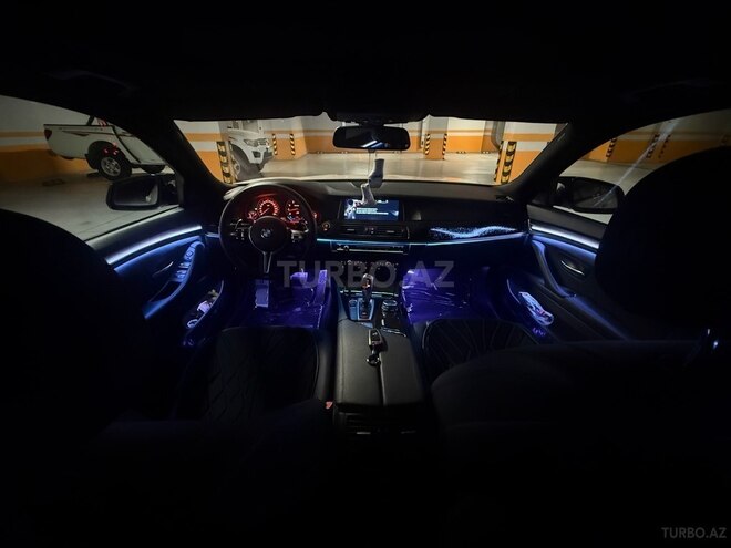 BMW 528 2014, 135,000 km - 2.0 l - Bakı