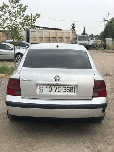 Volkswagen Passat 1998, 111,111 km - 2.0 l - Gəncə