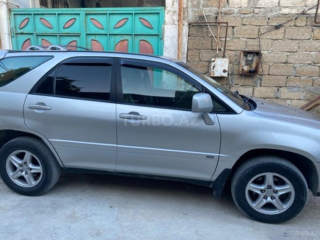 Toyota Harrier 2002, 275,000 km - 3.0 l - Bakı