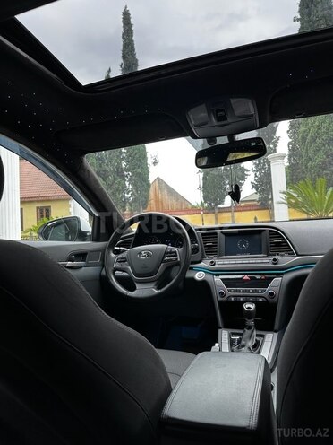 Hyundai Elantra 2017, 85,447 km - 2.0 л - Şəmkir