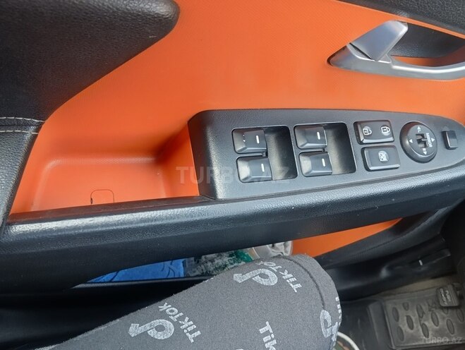 Kia Sportage 2011, 202,027 km - 2.0 л - Bakı