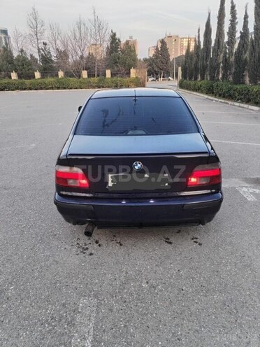 BMW 535 1999, 249,000 km - 3.5 л - Sumqayıt
