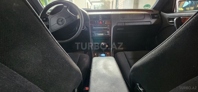 Mercedes C 240 1997, 370,046 km - 2.4 l - Sumqayıt