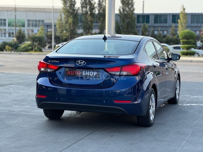 Hyundai Elantra 2015, 122,000 km - 1.8 l - Bakı