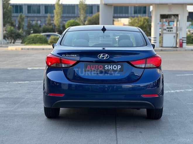 Hyundai Elantra 2015, 122,000 km - 1.8 l - Bakı