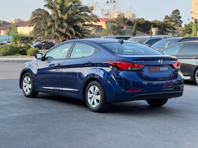Hyundai Elantra 2015, 122,000 km - 1.8 l - Bakı