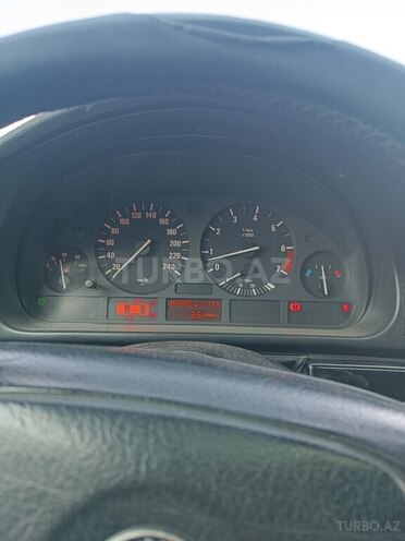 BMW 520 1999, 359,632 km - 2.0 l - Ağdaş