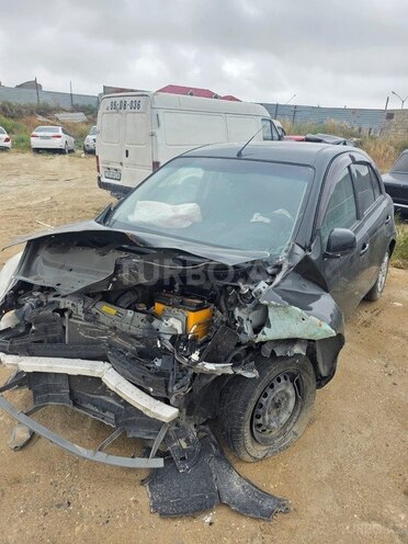 Nissan March 2012, 107,000 km - 1.2 l - Bakı