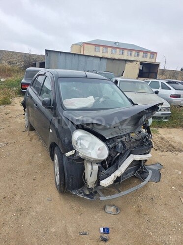 Nissan March 2012, 107,000 km - 1.2 l - Bakı