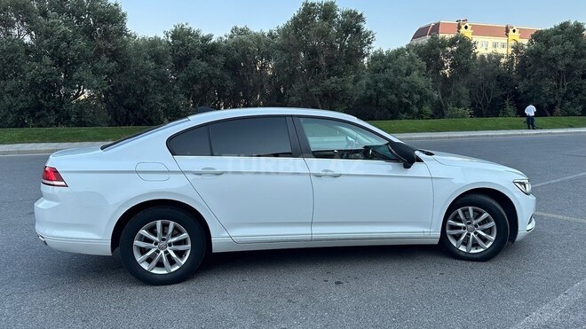 Volkswagen Passat 2016, 162,000 km - 1.4 l - Bakı