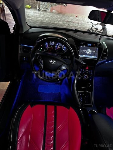 Hyundai Elantra 2013, 134,438 km - 1.8 л - Tovuz