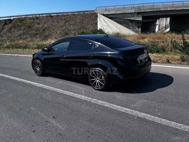 Hyundai Elantra 2013, 134,438 km - 1.8 л - Tovuz