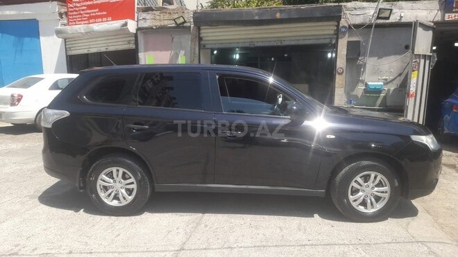 Mitsubishi Outlander 2013, 354,854 km - 2.4 l - Bakı