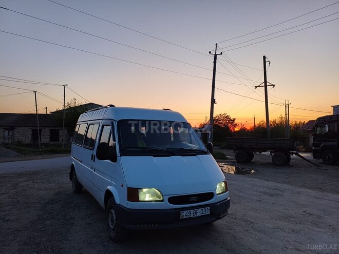 Ford Transit 2000, 100,000 km - 2.5 л - Saatlı