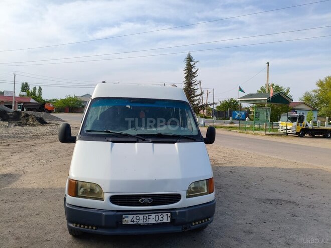 Ford Transit 2000, 100,000 km - 2.5 л - Saatlı