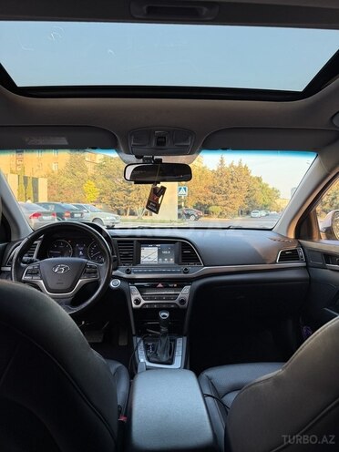 Hyundai Avante 2015, 165,000 km - 1.6 л - Bakı
