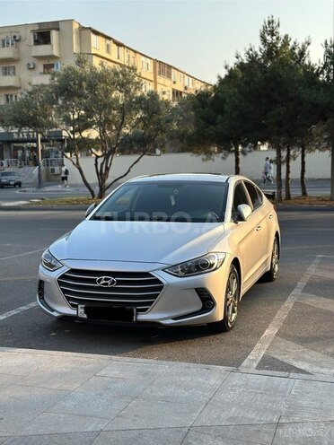 Hyundai Avante 2015, 165,000 km - 1.6 л - Bakı