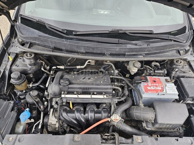 Hyundai Accent 2014, 196,135 km - 1.6 l - Bakı