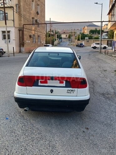 Volkswagen Polo 1996, 200,000 km - 1.6 l - Bakı