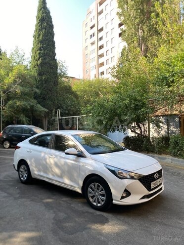 Hyundai Accent 2021, 80,000 km - 1.6 л - Bakı