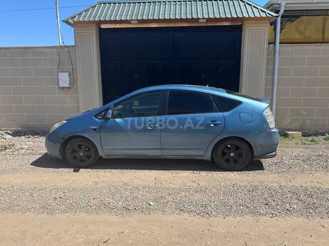 Toyota Prius 2007, 400,000 km - 1.5 l - Tovuz