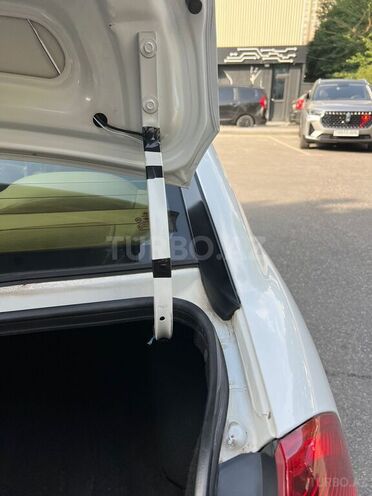 Hyundai Accent 2010, 260,000 km - 1.4 l - Bakı