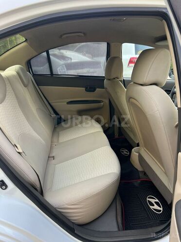 Hyundai Accent 2010, 260,000 km - 1.4 l - Bakı