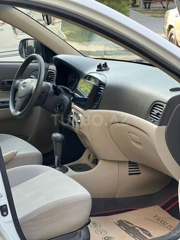 Hyundai Accent 2010, 260,000 km - 1.4 l - Bakı