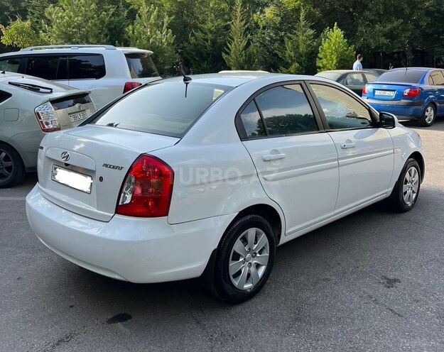 Hyundai Accent 2010, 260,000 km - 1.4 l - Bakı