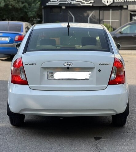Hyundai Accent 2010, 260,000 km - 1.4 l - Bakı