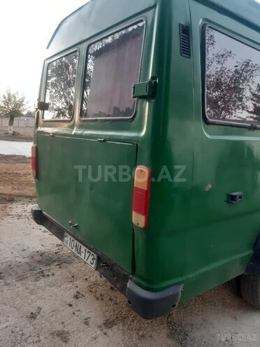 Mercedes 410 D 1991, 205,000 km - 2.9 l - Biləsuvar