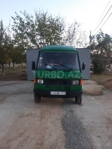 Mercedes 410 D 1991, 205,000 km - 2.9 l - Biləsuvar