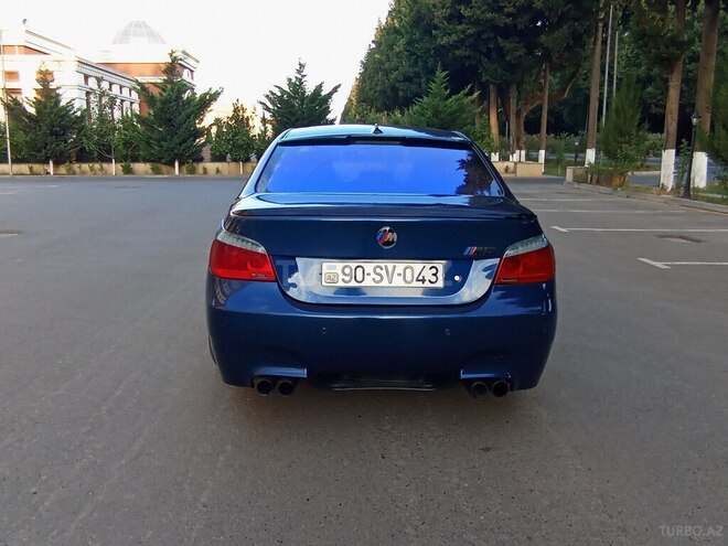 BMW 530 2003, 326,000 km - 3.0 l - Masallı