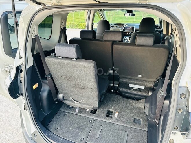 Toyota Sienta 2016, 45,000 km - 1.5 l - Bakı