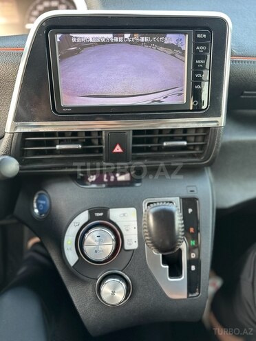 Toyota Sienta 2016, 45,000 km - 1.5 l - Bakı