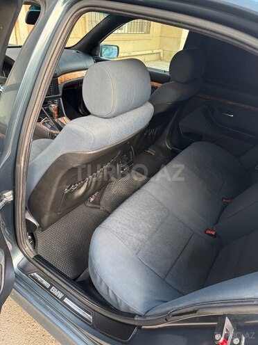 BMW 528 1997, 462,386 km - 2.8 л - Kürdəmir